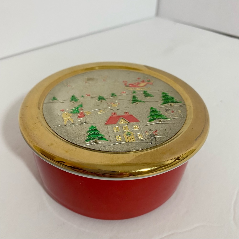Jamestown China Christmas Chokin trinket dish decor gold